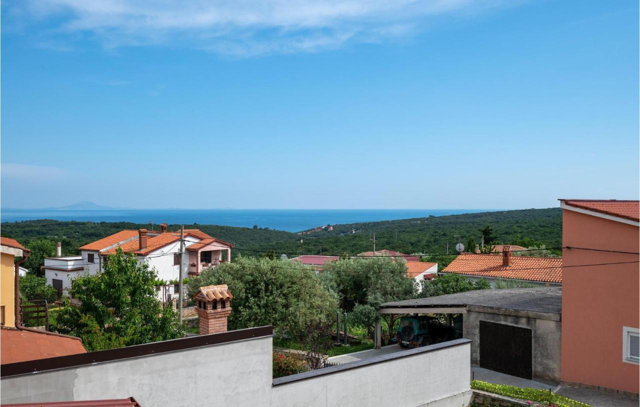 1 Bedroom Amazing Apartment In Peruški Exterior foto